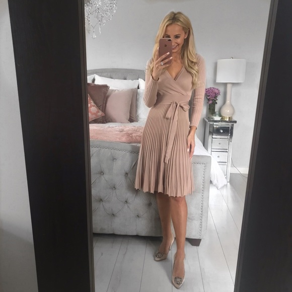 LAST ONE!! Elegant Pleated Midi Nude  Style Dress - Picture 2 of 8